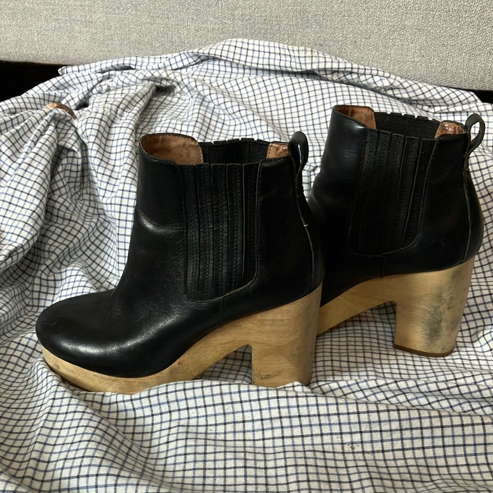 Black Leather & Wood Clog Chelsea/Ankle Boot